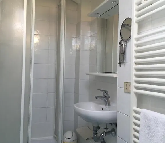 Konukevi Tra Mare E Laguna Venedik-Lido